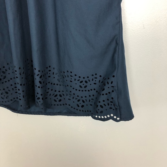 Women’s navy laser cut detail sleeveless blouse - Picture 2 of 3